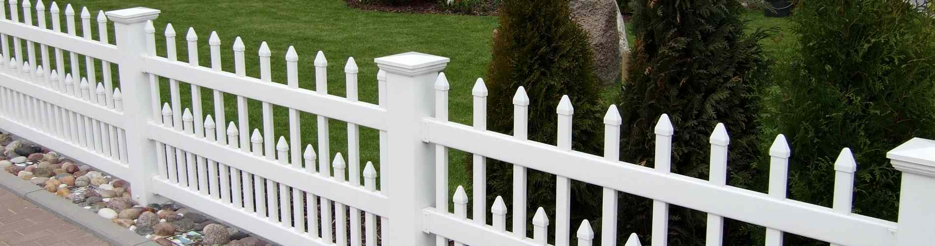 Gartenzaun in Pergolaform