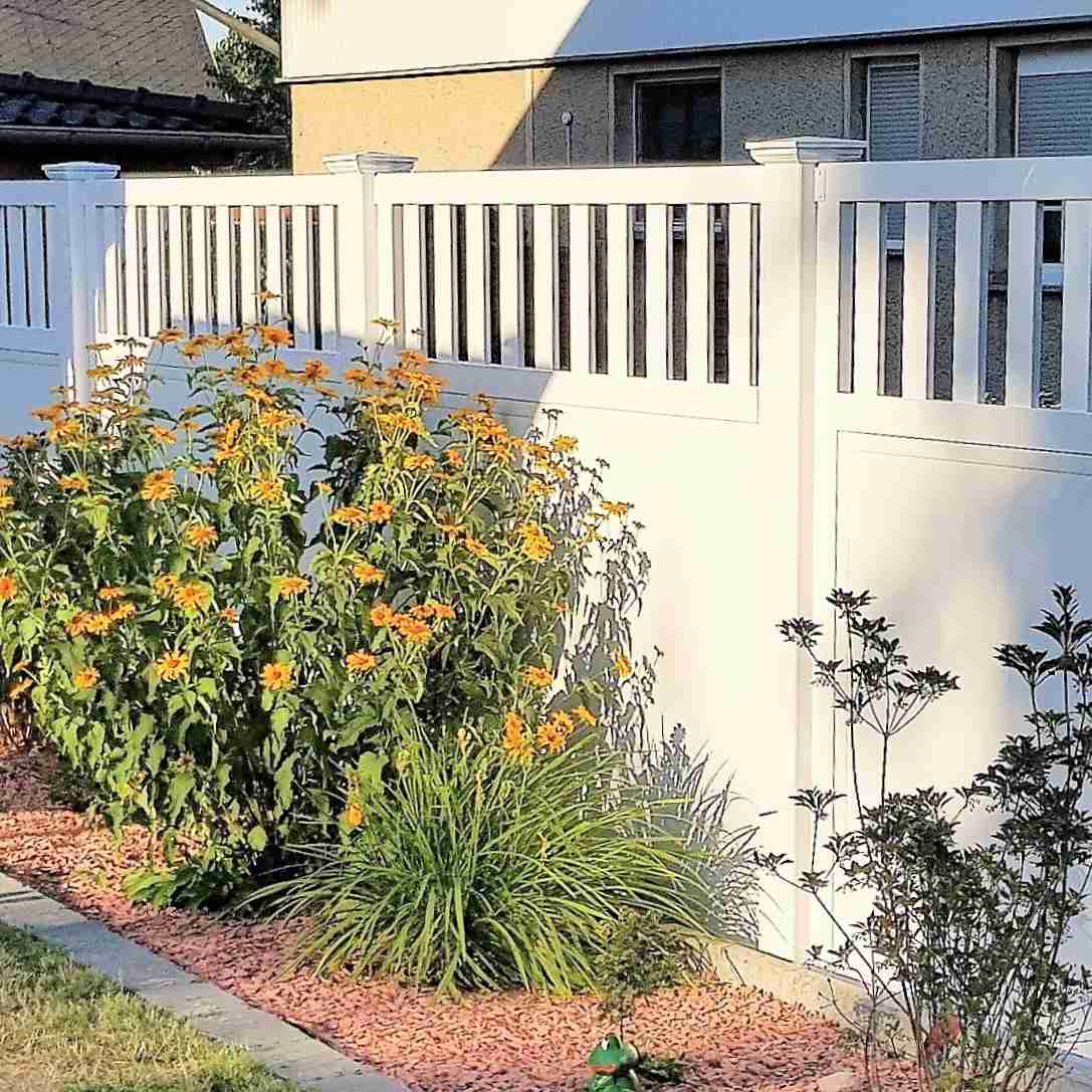 sichtschutz-weiss-kunststoff image Sichtschutz Garten Weiß